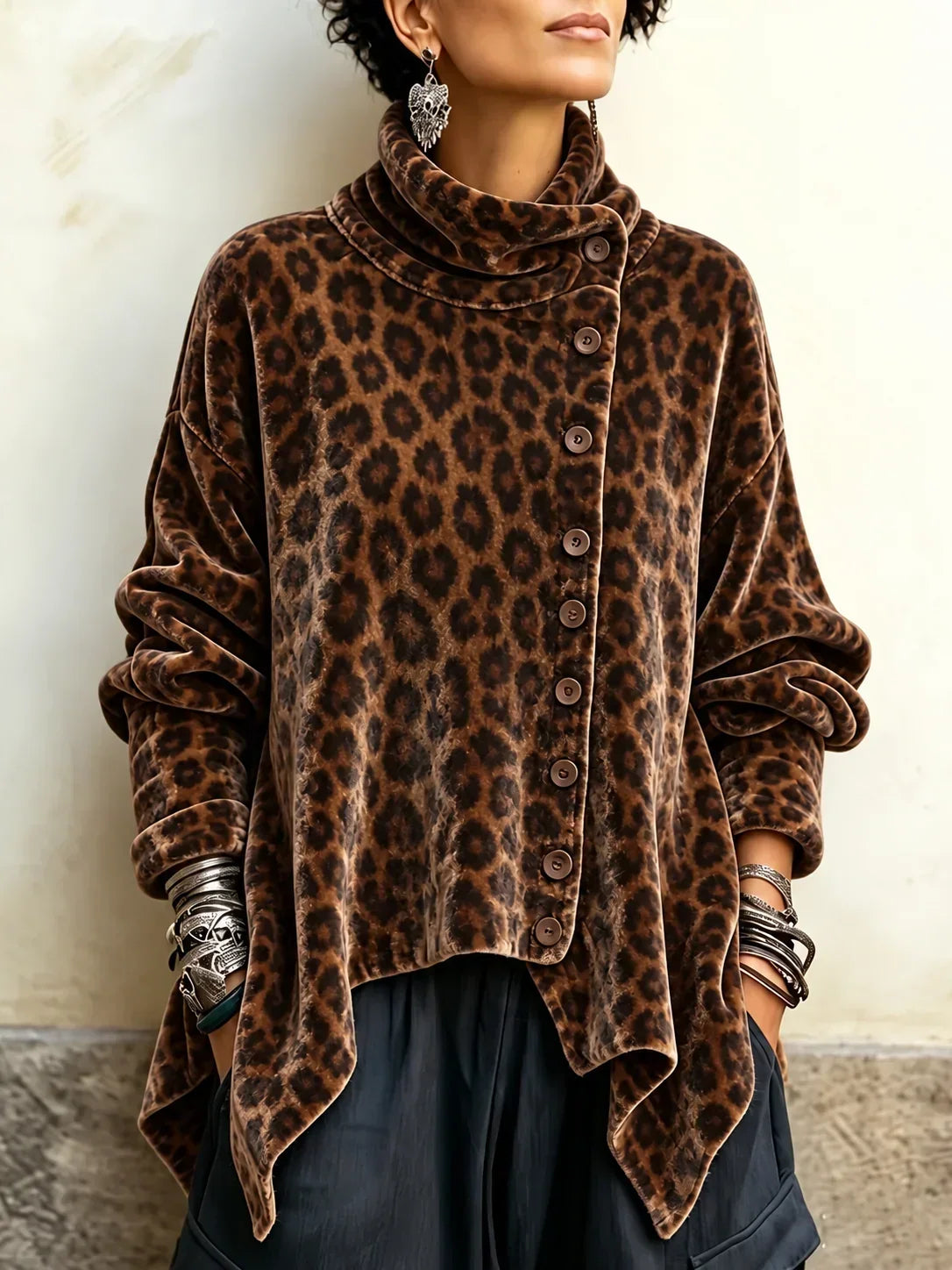 🤲LAST DAY SAVE 49% 🌸Women's Vintage Paisley Velvet Cowl Neck Top